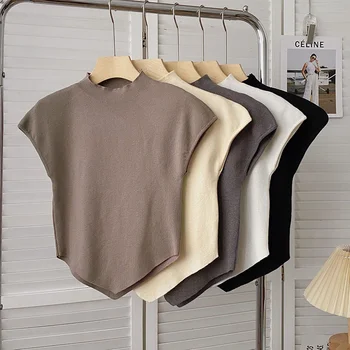 Неправилен къс дизайн смисъл пуловер с къс ръкав Дамска тънка долна риза с половин висока яка