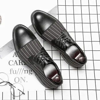 2021 Британски стил мъже Официална кожена рокля обувки Раирана кръпка работа Заострени пръсти Бизнес офис Мъжки костюм обувки