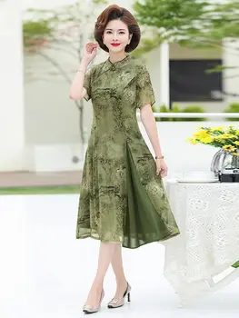 2023 Нова лятна мама подобрена рокля Qipao ретро печат Темперамент на жените на средна възраст къс ръкав дълъг тънък годни тънък стил