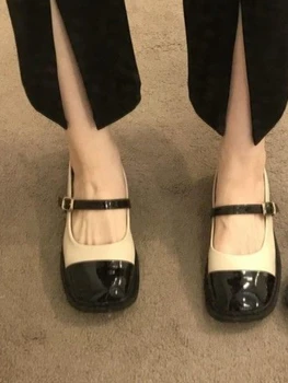 Лято ретро сладък Мери Джейнс обувки жени твърди френски реколта колан ключалката помпи женски плитък корейски случайни модни обувки 2023