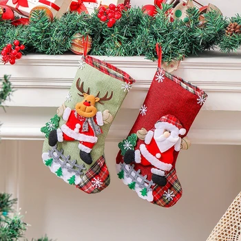 Големи коледни чорапи бельо ограда Коледа подарък чанта Санта чували снежен човек лосове мечка коледно дърво висулка орнаменти бонбони чанта