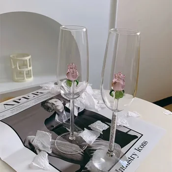 Коктейлна чаша Творчески оформен стъклен бокал 3D Rose Valentine Party Пенливи чаши за вино Новост Бар Съдове за пиене Идеални подаръци